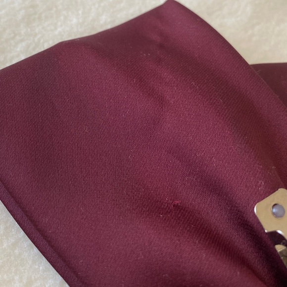 Free People Large Deep Red Bow Clip - Picture 3 of 7